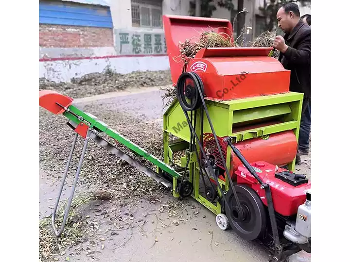 Peanut picker working