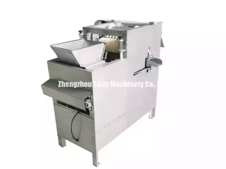 Peanut peeling machine