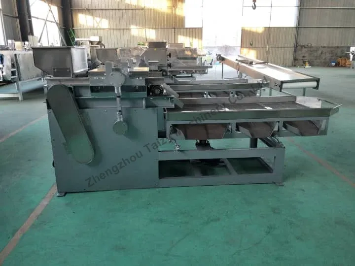 Máquina cortadora de granos de maní