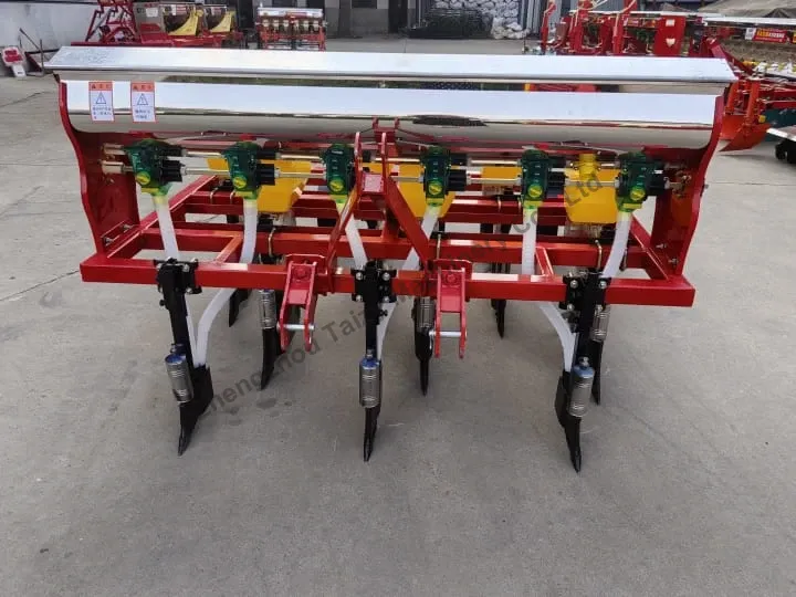peanut planting machine