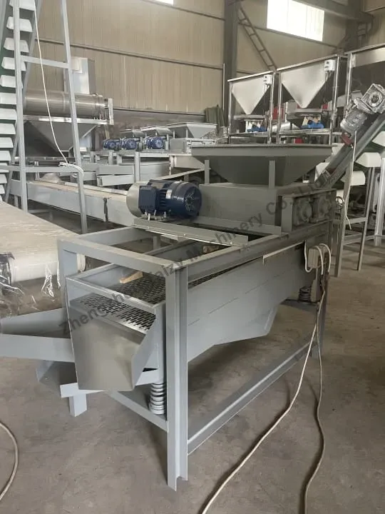 Almond shell breaker machine