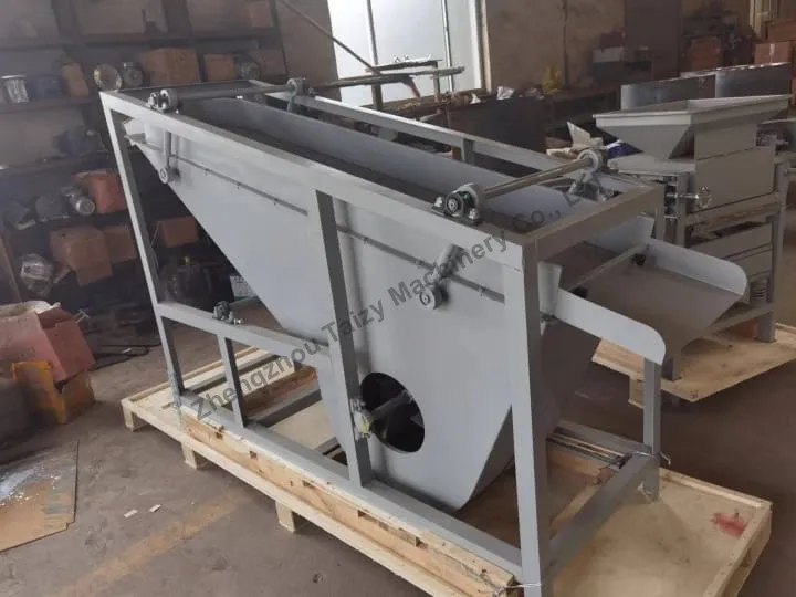 Matumizi ya mashine ya kutenganisha maganda na mbegu za almond Almond shell & kernel separating machine