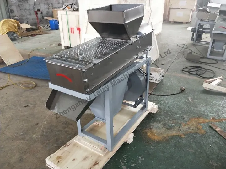 ماكينة تقشير الفول السوداني