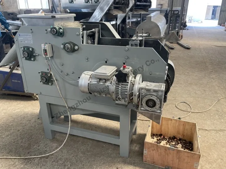 Cashew shelling equipment