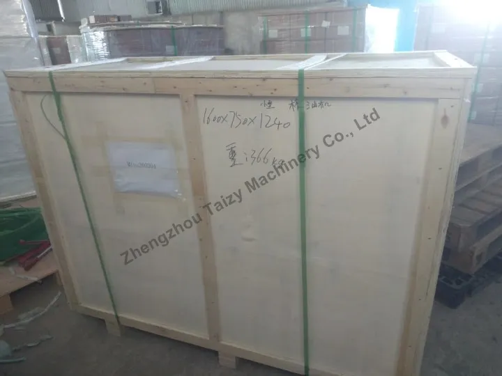 Expédition d'un expulseur d'huile à vis vers le Kosovo pour graines de cumin noir 3 Pack machine d'extraction d'huile à vis