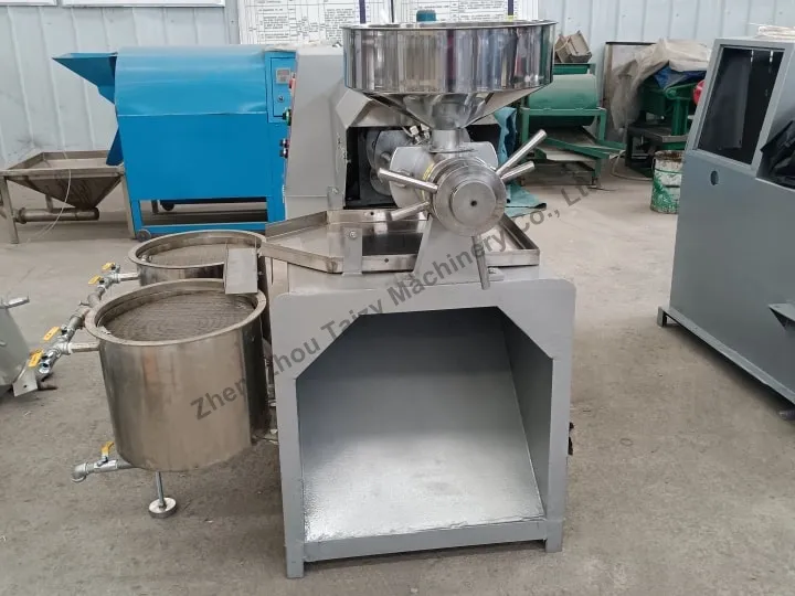 Expédition d'un expulseur d'huile à vis vers le Kosovo pour graines de cumin noir 7 Machine d'extraction d'huile à vis