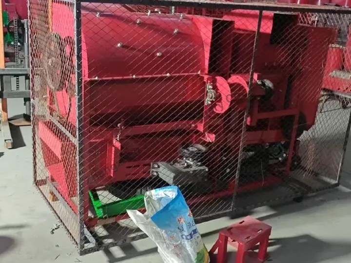 Peanut picker package