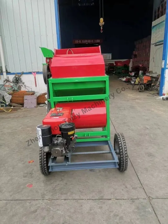 Small groundnut picking machine