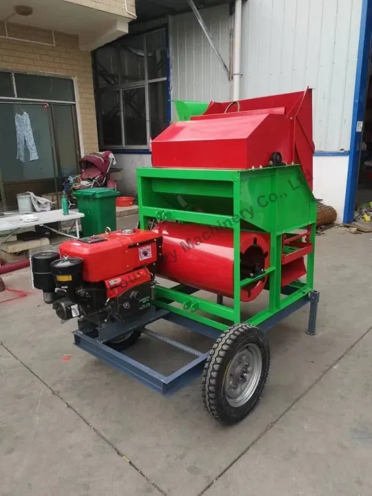 Small peanut picker