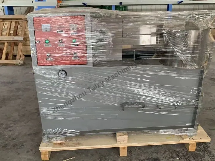Oil press machine