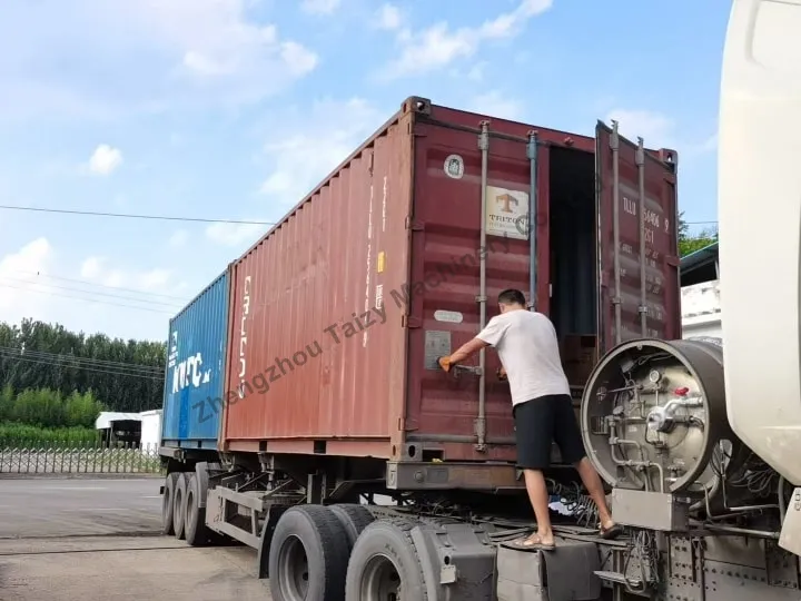 Peanut sheller machines loading