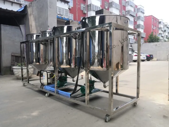 Peanut Oil Refining Machine 2 Peanut oil purification machine
