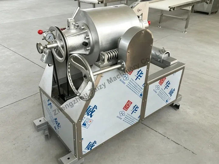 What Machines Are Included In Rice Candy Production Line? 2 Rice puffing machine